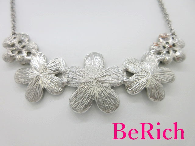 スワロフスキー SWAROVSKI クリスタル フラワー 花 モチーフ ネックレス ペンダント クリスタル シルバー ジュエリー アクセサリー flower 【中古】【送料無料】 ba2694