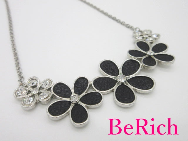 スワロフスキー SWAROVSKI クリスタル フラワー 花 モチーフ ネックレス ペンダント クリスタル シルバー ジュエリー アクセサリー flower 【中古】【送料無料】 ba2694