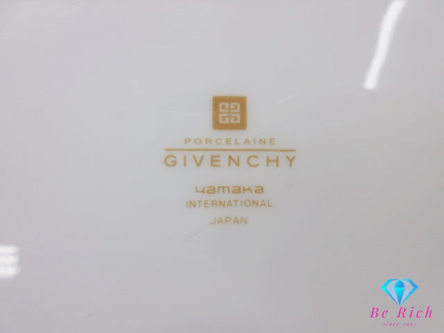 ジバンシィ GIVENCHY トレー 付 コーヒー カップ & ソーサー 5客 セット ホワイト 白 ゴールド 陶器 コップ 皿 紅茶 食器 テーブル ウェア 製陶 【中古】【送料無料】 bh2759