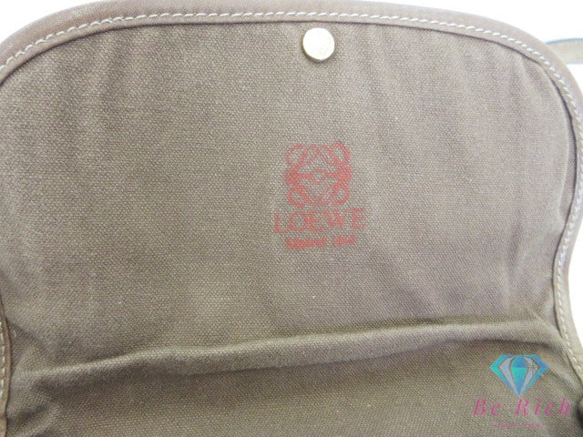 ロエベ LOEWE ショルダーバッグ ポシェット ライト ブラウン 茶 レザー アナグラム ロゴ ミニ 斜め掛け 肩掛け 鞄 【中古】【送料無料】 bk10158