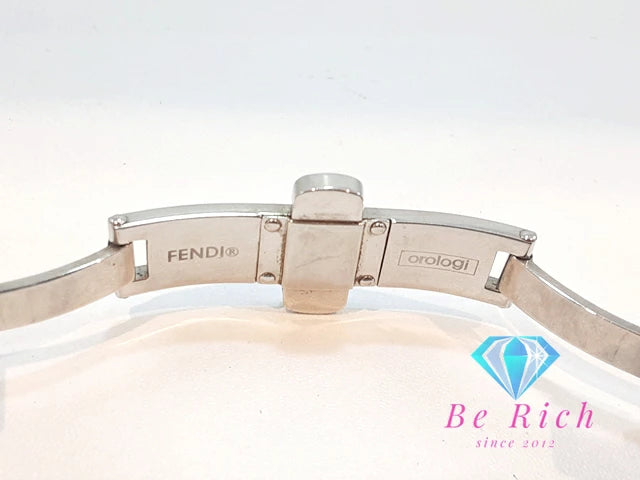 フェンディ FENDI オロロジ レディース 腕時計 750L ラウンド 白 ホワイト シルバー SS ブレス アナログ クォーツ QZ ウォッチ ズッカ ロゴ 【中古】【送料無料】 bt3302