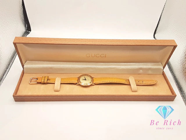 グッチ GUCCI レディース 腕時計 3000L ゴールド イエロー 黄 SS GP レザー ブレス アナログ クォーツ QZ ウォッチ ヴィンテージ アンティーク オールド 【中古】【送料無料】 bt3389