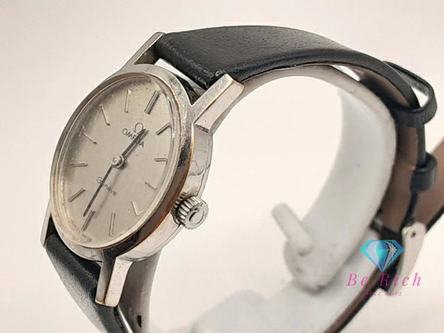 オメガ OMEGA ジュネーブ 625 手巻き レディース 腕時計 オーバル シルバー ブラック 黒 SS レザー ブレス アナログ ウォッチ ヴィンテージ アンティーク Geneve 【中古】【送料無料】 bt3409