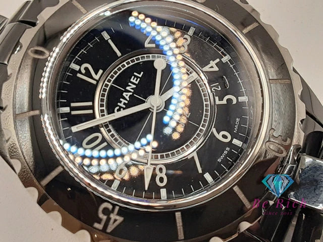 シャネル CHANEL J12 33mm セラミック デイト レディース 腕時計 H0682 ブラック 黒 SS ブレス アナログ クオーツ QZ ウォッチ 【中古】【送料無料】 bt3432