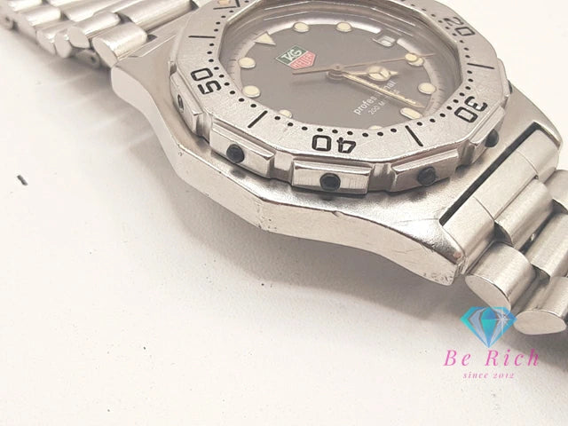 タグホイヤー TAG HEUER プロフェッショナル 3000 シリーズ 932.213 腕時計 200M 防水 デイト グレー シルバー SS アナログ クォーツ QZ ウォッチ ボーイズ ユニセックス メンズ レディース 【中古】【送料無料】 bt3439