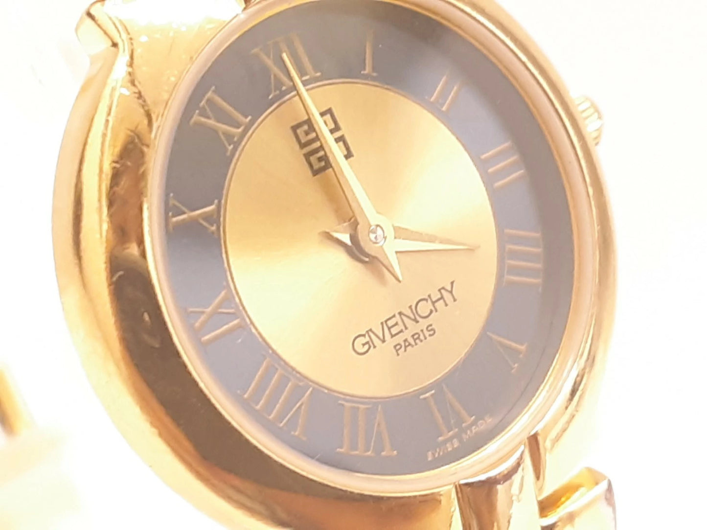 ジバンシィ GIVENCHY バングル ウォッチ レディース 腕時計 青 ブルー ゴールド SS GP ブレス ロゴ アナログ クォーツ QZ ウォッチ 【中古】【送料無料】 bt3474