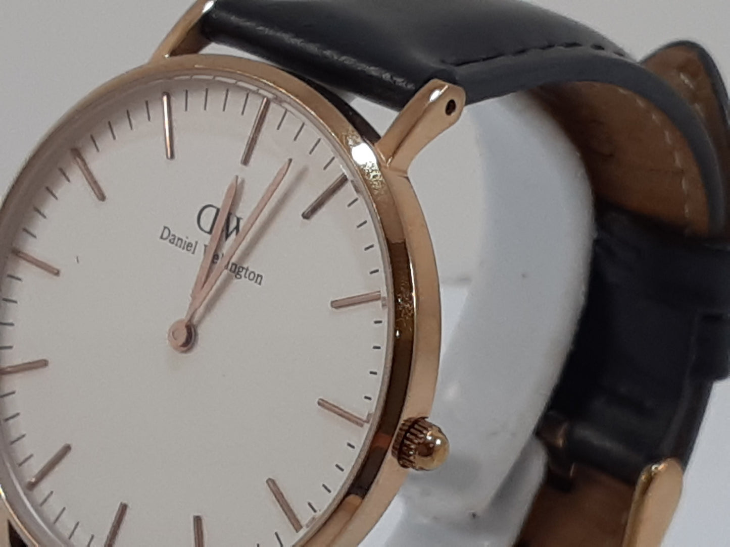ダニエル ウェリントン Daniel Wellington クラシック シェフィールド 腕時計 DW00100139 白 ホワイト 黒 ブラック SS レザー アナログ クォーツ QZ ウォッチ DW CLASSIC SHEFFIELD BLACK 【中古】【送料無料】 ht5463