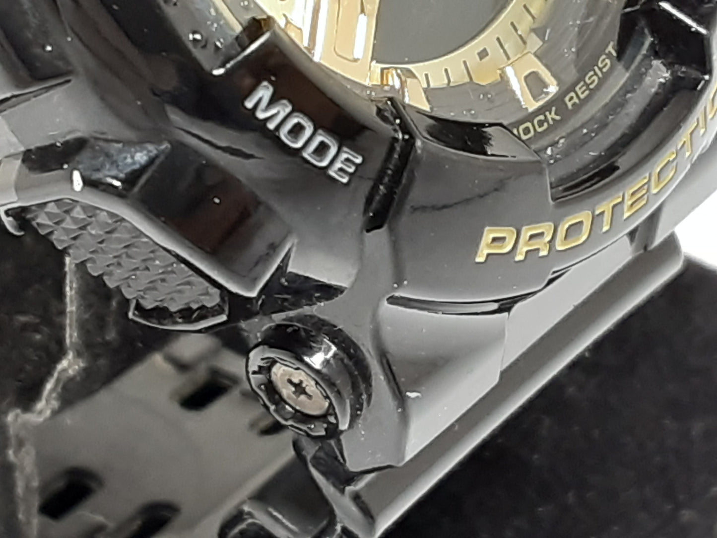 カシオ CASIO G-SHOCK メンズ 腕時計 GA-110GB 黒 ブラック ゴールド 樹脂 ブレス デジタル アナログ クォーツ QZ ウォッチ Gショック ジーショック Black × Gold Series 【中古】【送料無料】ht5474