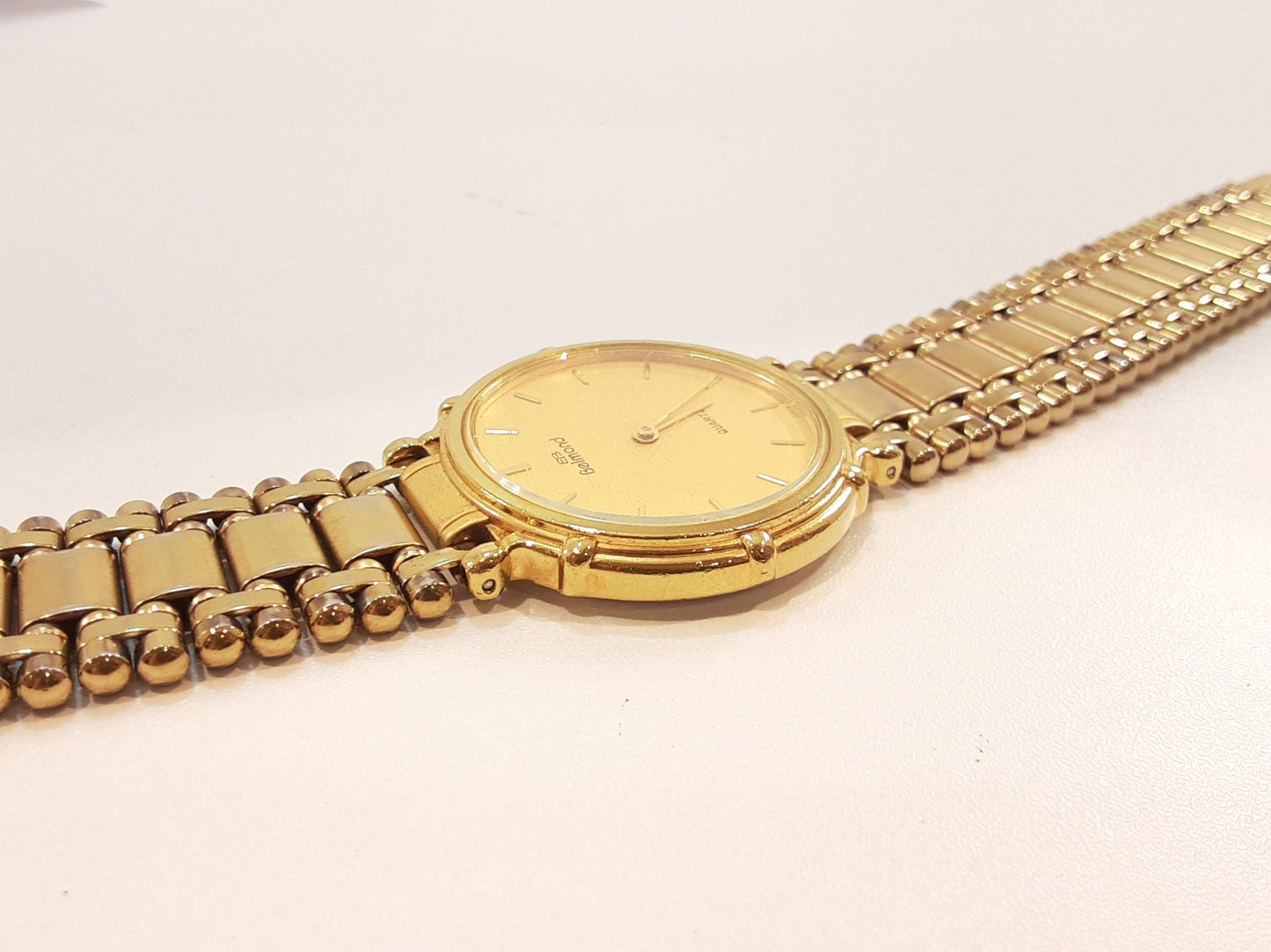 ベルモンド Belmond ユニセックス 腕時計 C761 ゴールド SS GP ブレス アナログ クォーツ QZ ウォッチ メンズ レディース 【中古】【送料無料】 ht5526