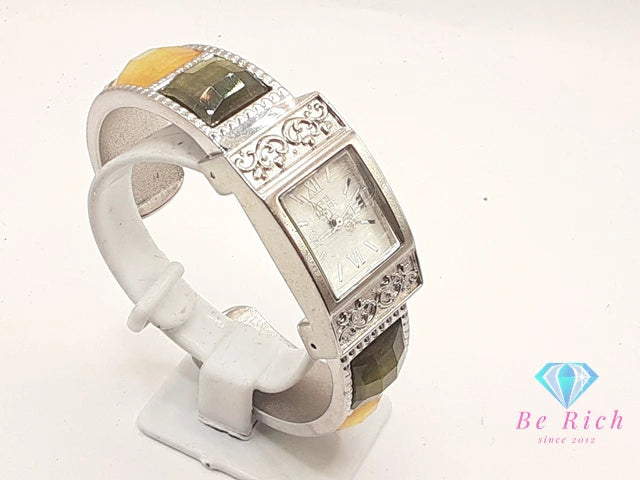 セシル マクビー CECIL McBEE バングル ウォッチ レディース 腕時計 CM81022 白 ホワイト シルバー マルチ SS ブレス アナログ クォーツ QZ カフ 【中古】【送料無料】 ht5682