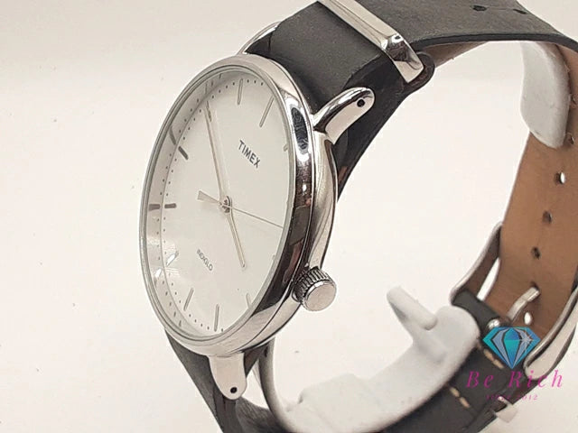 タイメックス TIMEX INDIGLO ウィークエンダー フェア フィールド メンズ 腕時計 TW2P91300 白 ホワイト 黒 ブラック SS レザー ブレス アナログ クォーツ QZ ウォッチ ナイト ライト 【中古】【送料無料】 ht6002