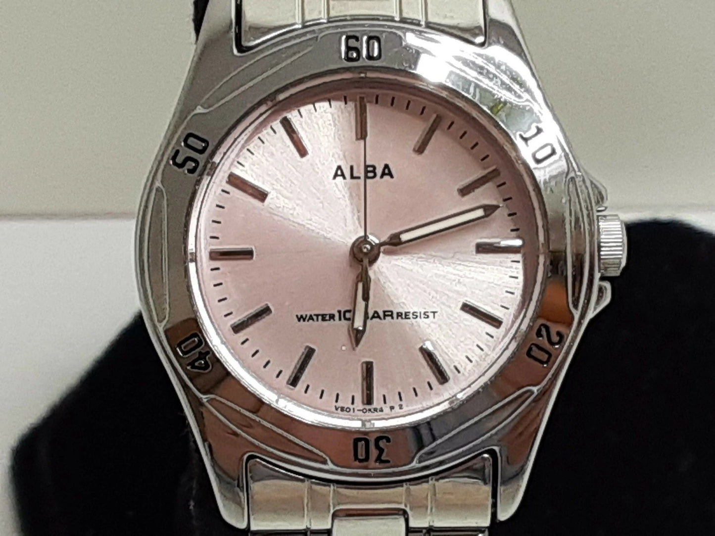 セイコー SEIKO アルバ ALBA レディース 腕時計 V501-0BJ0 ラウンド ピンク シルバー SS ブレス アナログ クオーツ QZ ウォッチ レディース 【中古】【送料無料】 ht6169