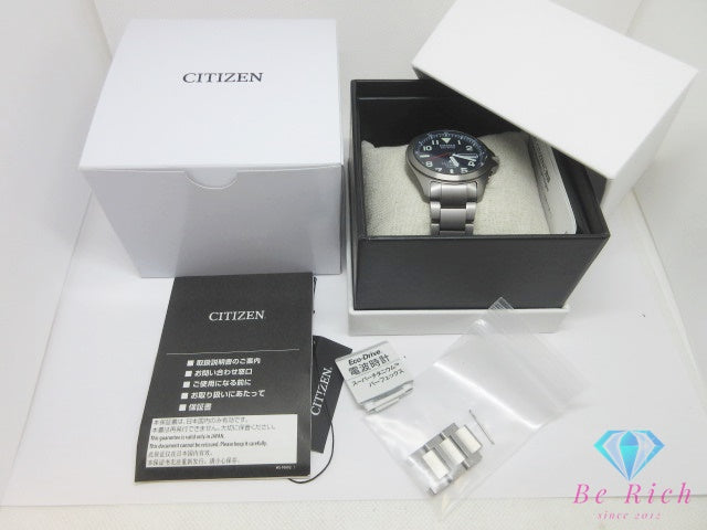 美品 シチズン CITIZEN プロマスター ランド エコ ドライブ 電波時計 AT6080-53L メンズ 腕時計 デイデイト 紺 ネイビー シルバー チタン ソーラー アナログ クォーツ QZ ウォッチ PROMASTER LAND Eco-Drive 【中古】【送料無料】 ht6779