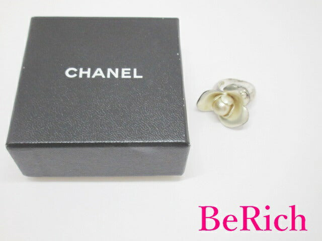 シャネル CHANEL フェイク パール 付 カメリア リング 指輪 12号 シルバー 花 フラワー モチーフ ココマーク C ロゴ ジュエリー アクセサリー 【中古】【送料無料】 ba2657