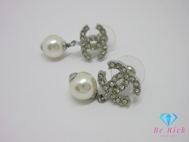 シャネル CHANEL ココマーク フェイクパール ラインストーン 付 スタッド ピアス シルバー CC ロゴ【中古】【送料無料】 ba3190