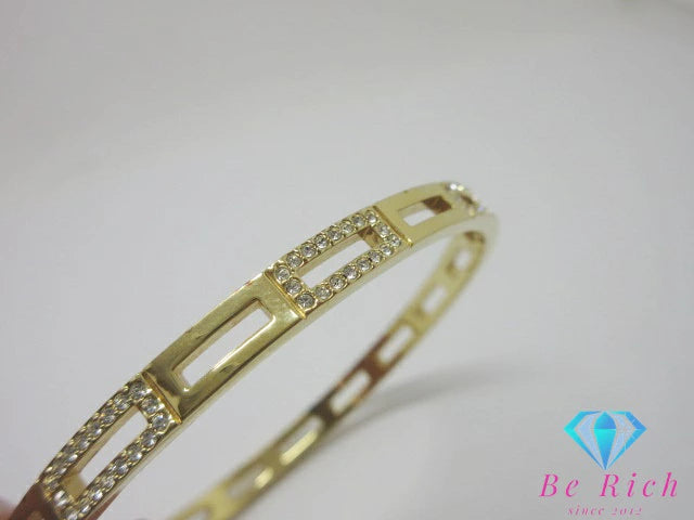 美品 スワロフスキー SWAROVSKI デザイン バングル ブレスレット クリア ゴールド ジュエリー アクセサリー【中古】【送料無料】 ba3250