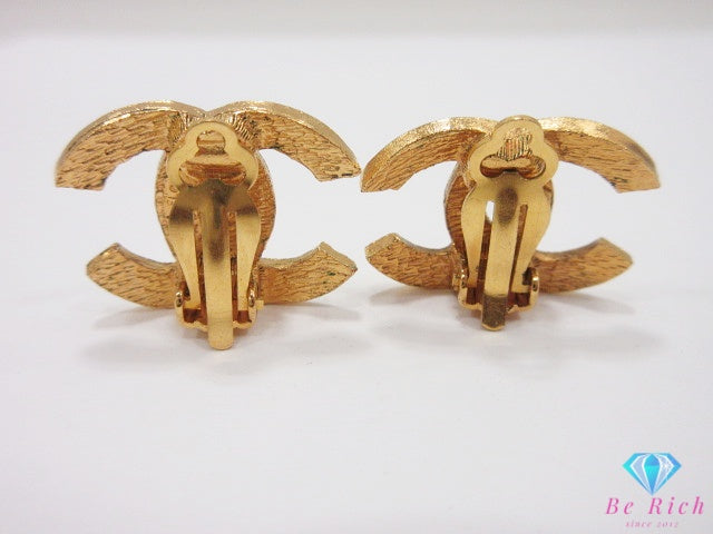 CHANEL ゴールドメッキ CCロゴ ピアス シャネル CHANEL CC ココマーク デザイン イヤリング 2914 ゴールド