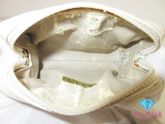 シャネル CHANEL ココマーク コスメ ポーチ ホワイト 白 キャビアスキン レザー CC ロゴ 化粧 アクセサリー マルチ ポーチ 鞄  【中古】【送料無料】 bc2297