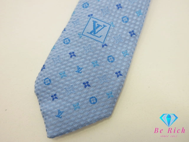 ルイ ヴィトン LOUIS VUITTON モノグラム 柄 ネクタイ ライトブルー 水色 シルク 絹 ロゴ 総柄 ビジネス スーツ 小物  【中古】【送料無料】 bh2680