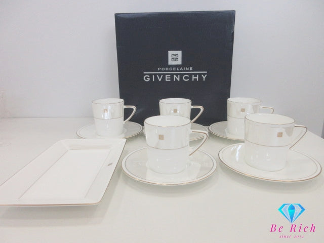 ジバンシィ GIVENCHY トレー 付 コーヒー カップ & ソーサー 5客 セット ホワイト 白 ゴールド 陶器 コップ 皿 紅茶 食器 テーブル ウェア  製陶 【中古】【送料無料】 bh2759