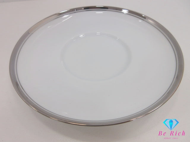 ノリタケ NORITAKE カップ & ソーサー 2客 セット ホワイト 白 ゴールド シルバー ペア 陶器 コップ 皿 食器 テーブル ウェア  製陶 【中古】【送料無料】 bh2760