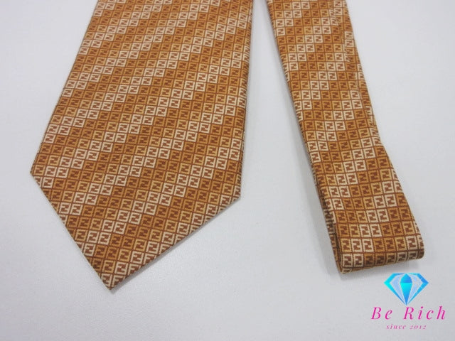 美品 フェンディ FENDI ネクタイ 総柄 ロゴ オレンジ系 ベージュ ズッカ柄 シルク 絹 ビジネス スーツ ファッション 小物 紳士 メンズ 【中古】【送料無料】 bh2890