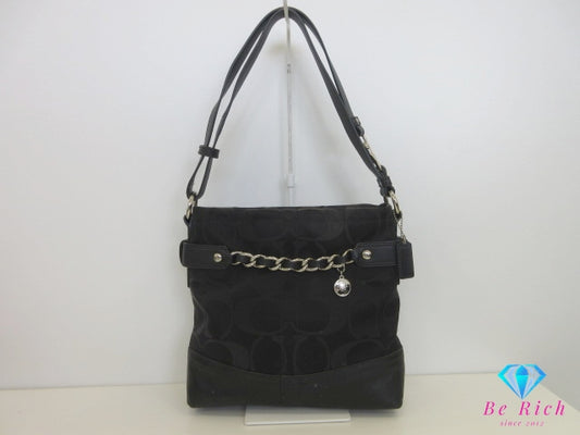 コーチ COACH 2way ショルダーバッグ F18862 シグネチャー サテン チェーン ダッフル 黒 ブラック キャンバス レザー ロゴ 肩掛け 斜め掛け 鞄  【中古】【送料無料】 bk10076