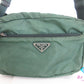 プラダ PRADA ショルダーバッグ カーキ グリーン 緑 ナイロン レザー 三角 プレート ロゴ クロスボディ 斜め掛け 鞄 【中古】【送料無料】 bk10343