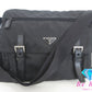 プラダ PRADA ショルダーバッグ BT6671 ブラック 黒 ナイロン ポコノ 三角 プレート ロゴ メッセンジャーバッグ 斜め掛け 肩掛け バッグ 鞄  【中古】【送料無料】 bk10396