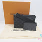 美品 ルイ ヴィトン LOUIS VUITTON モノグラム エクリプス ガストン・ウェアラブルウォレット ショルダーバッグ M81124 グレー ブラック 黒 PVC レザー LV ロゴ【中古】【送料無料】 bk10403