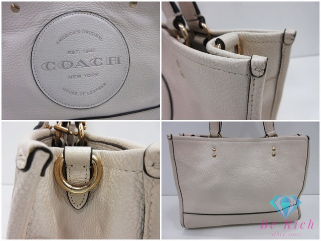 コーチ COACH デンプシー キャリーオール ウィズ パッチ 2way トートバッグ ショルダーバッグ C2004 アイボリー レザー ロゴ ハンドバッグ 鞄 【中古】【送料無料】 bk10473