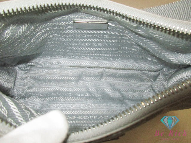 プラダ PRADA Re-Edition 2005 Re-Nylon ショルダーバッグ チェーンハンドバッグ 2way 1BH204 グレー ナイロン ポコノ 三角 プレート ロゴ バッグ 鞄【中古】【送料無料】 bk10488