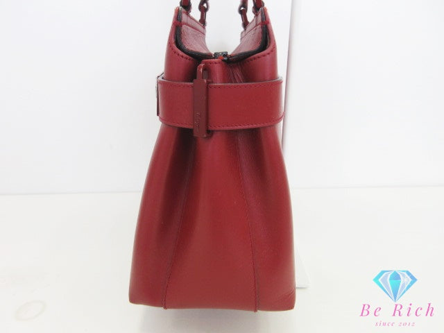 フェラガモ Salvatore Ferragamo ガンチーニ 2way ハンドバッグ ストラップなし AQ21 8881 赤 レッド レザー ロゴ 鞄 手提げ  【中古】【送料無料】 bk10692