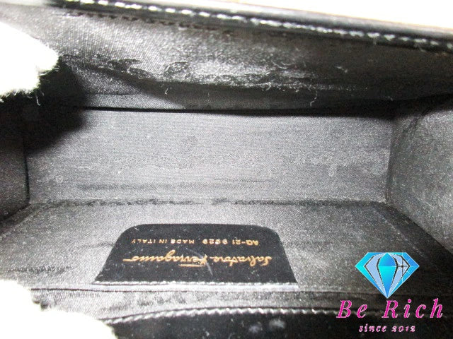 サルヴァトーレ フェラガモ ガンチーニ クラッチバッグ セカンドバッグ AQ-21 9629 黒 ブラック カーフ レザー ロゴ ハンドバッグ Salvatore Ferragamo 【中古】【送料無料】 bk8683