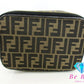 フェンディ FENDI バニティバッグ ハンドバッグ ポーチ ズッカ ブラウン 茶 キャンバス レザー ロゴ 化粧 コスメ アクセサリーポーチ 鞄 折り畳み 【中古】【送料無料】 bk8846