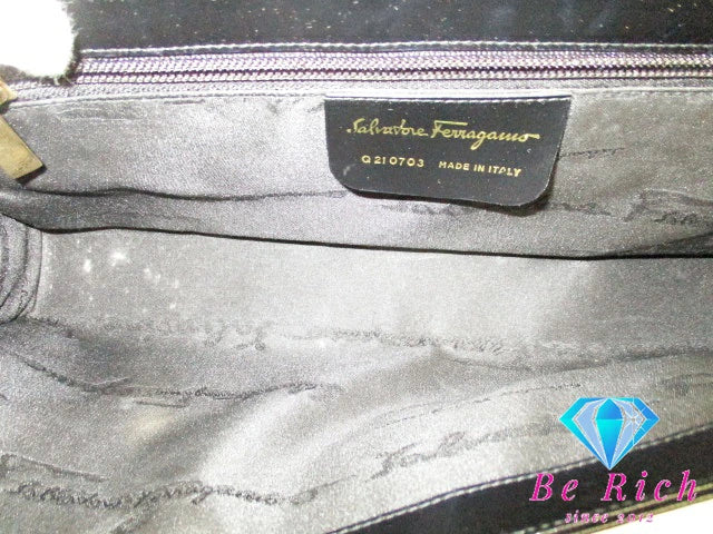フェラガモ Salvatore Ferragamo ガンチーニ 2way チェーン ショルダーバッグ クラッチバッグ 黒 ブラック カーフ レザー ロゴ ハンドバッグ 鞄 セカンドバッグ ポーチ パーティ フォーマル  【中古】【送料無料】 bk8938