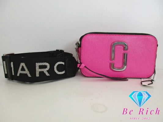 美品 マーク ジェイコブス MARC JACOBS ザ スナップショット ショルダーバッグ M0014503 ブライト ピンク レザー ダブル J ロゴ スモール カメラバッグ ポシェット クロスボディ 斜め掛け 鞄 ほぼ 未使用品 【中古】【送料無料】 bk9461