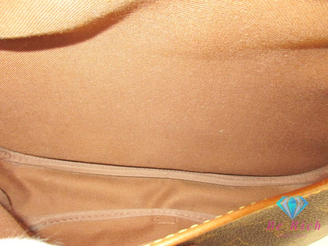 ルイ ヴィトン LOUIS VUITTON ショルダーバッグ モノグラム ソミュール 30 M42256 ブラウン 茶 ダブル フラップ 肩掛け 斜め掛け 鞄 定番 人気 【中古】【送料無料】  bk9515