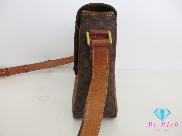 セリーヌ CELINE ショルダーバッグ マカダム ブラウン 茶 ロゴ ブラゾン PVC レザー ポシェット メッセンジャー クロスボディ 肩掛け 斜め掛け 鞄 ヴィンテージ  【中古】【送料無料】 bk9577