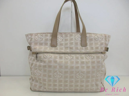 シャネル CHANEL ニュー トラベル ライン トート TGM A15826 ベージュ ゴールド ジャガード ナイロン レザー ココ マーク CC ロゴ トートバッグ ハンドバッグ ショルダーバッグ  【中古】【送料無料】 bk9671