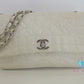 シャネル CHANEL チェーン ショルダーバッグ  A30051ラム スキン ホワイト 白 シルバー 金具 フラワー ステッチ ココマーク CC ロゴ 鞄 【中古】【送料無料】 bk9728