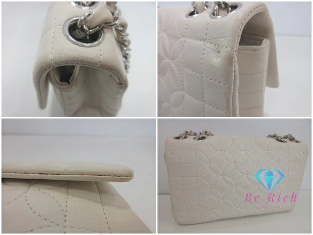 シャネル CHANEL チェーン ショルダーバッグ  A30051ラム スキン ホワイト 白 シルバー 金具 フラワー ステッチ ココマーク CC ロゴ 鞄 【中古】【送料無料】 bk9728