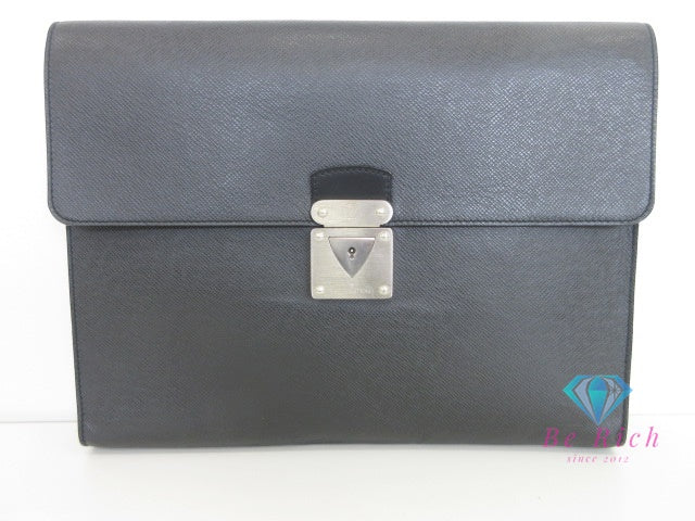 ルイ ヴィトン LOUIS VUITTON タイガ ミヌート M31062  黒 アルドワーズ ブラック レザー ロゴ セカンドバッグ クラッチバッグ 【中古】【送料無料】 bk9867