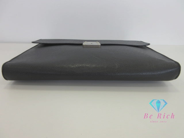 ルイ ヴィトン LOUIS VUITTON タイガ ミヌート M31062  黒 アルドワーズ ブラック レザー ロゴ セカンドバッグ クラッチバッグ 【中古】【送料無料】 bk9867