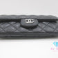 シャネル CHANEL マトラッセ アイウェアケース ショルダーポーチ AP2044 キャビアスキン レザー 黒 ブラック ココマーク CC ロゴ ショルダーバッグ ポシェット  【中古】【送料無料】 bk9997