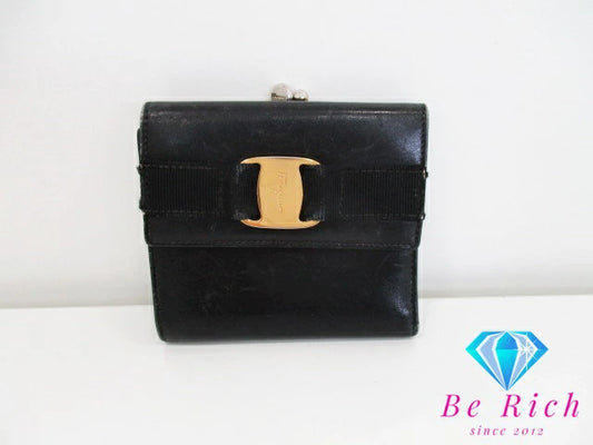 サルヴァトーレ フェラガモ 二つ折り がま口 財布 22 3057 ヴァラ 黒 ブラック レザー 型押し コンパクト ウォレット Ferragamo 【中古】【送料無料】bs3595