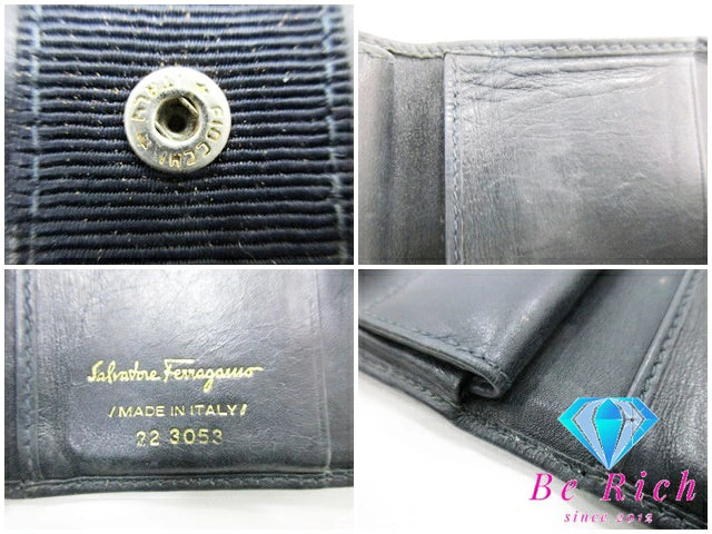 サルヴァトーレ フェラガモ Salvatore Ferragamo 二つ折り財布 22 3053 ヴァラ 黒 ブラック レザー コンパクト ウォレット  【中古】【送料無料】bs3671