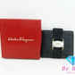 サルヴァトーレ フェラガモ Salvatore Ferragamo 二つ折り財布 22 3053 ヴァラ 黒 ブラック レザー コンパクト ウォレット  【中古】【送料無料】bs3671