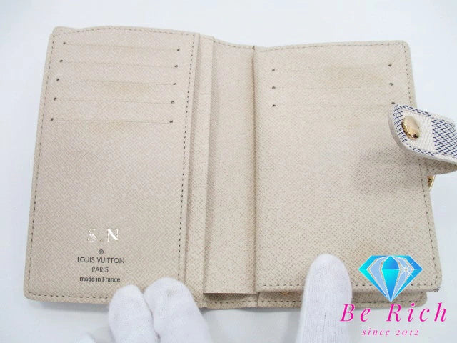 ルイ ヴィトン LOUIS VUITTON ダミエ アズール ポルトフォイユ ヴィエノワ N61676 白 ホワイト アイボリー PVC レザー LV ロゴ 中財布 ミディアム コンパクト ウォレット がま口 小銭入れ 【中古】【送料無料】 bs3733