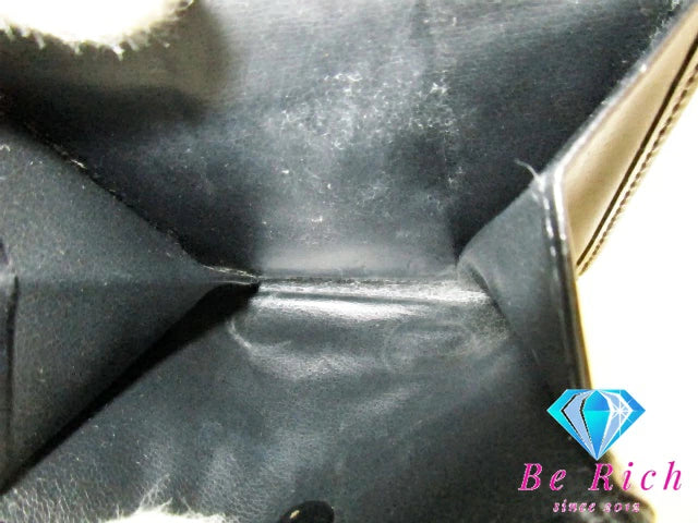 カルティエ Cartier メンズ 二つ折り財布 パシャ 黒 ブラック レザー ロゴ コンパクト ウォレット 【中古】【送料無料】 bs3769